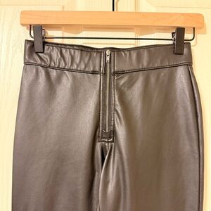 Hue Studio Black Faux Leather Leggings - Front Zip Detail - Size S